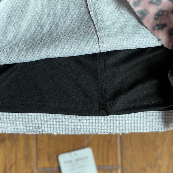 Free People pink & black animal print sequined zip up mini skirt size 6 - Picture 4 of 9